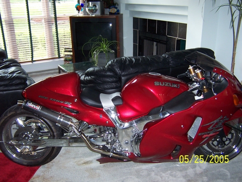 suzuki-hayabusa-04-bikepics-375413.jpg (480x360, 160Kb)